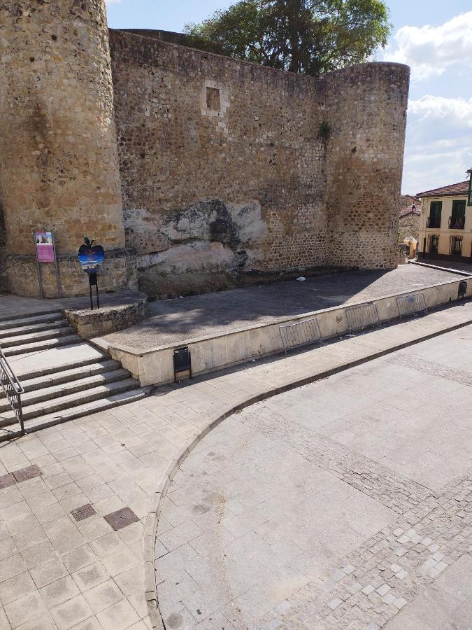 Berleo 1 Piso Completo En Pleno Casco Historico. Appartement Medina de Pomar